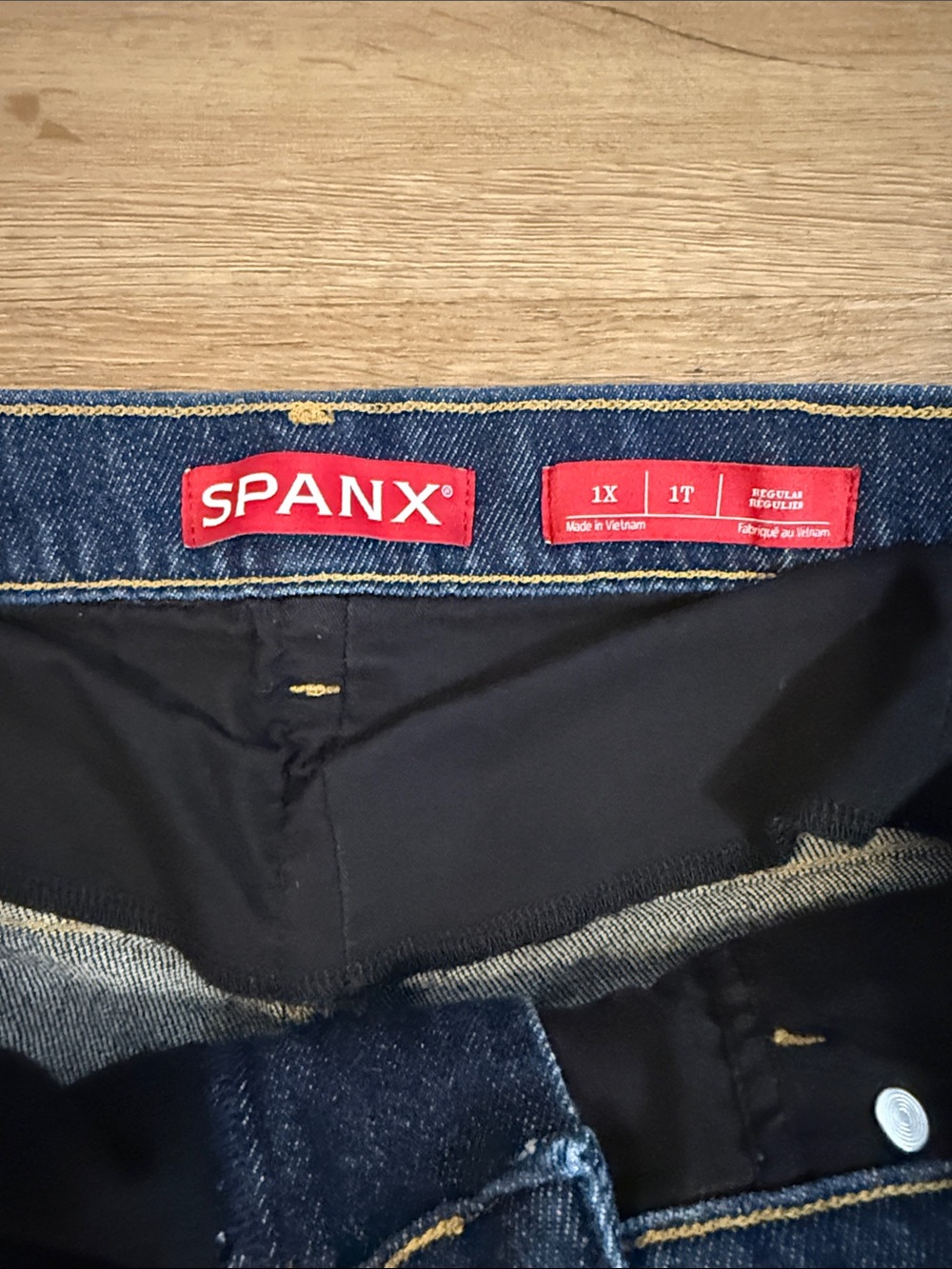 Spanx Dark Blue Denim Classic Relaxed Straight Leg Jeans Size 1X - Picture 3 of 5